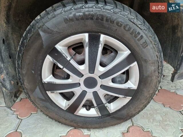 Ауди 100 1990 в Тернополе на Automoto.ua Синий Ауди 100, объемом двигателя 2 л и пробегом 250 тыс. км за 2499 $, фото 5 на Automoto.ua