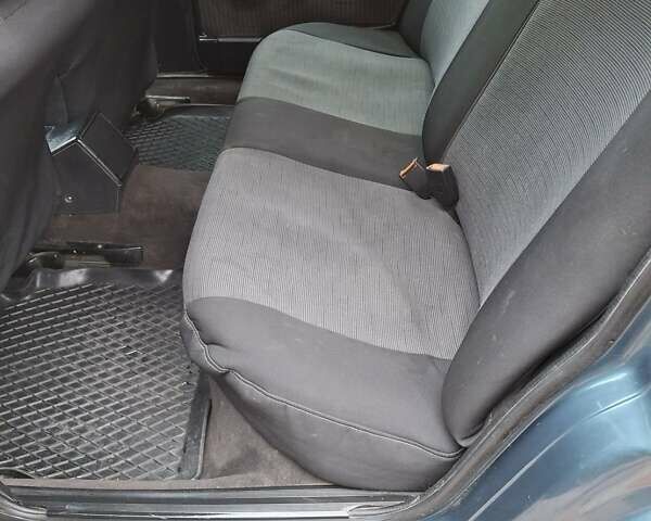 Ауди 100 1990 в Тернополе на Automoto.ua Синий Ауди 100, объемом двигателя 2 л и пробегом 250 тыс. км за 2499 $, фото 4 на Automoto.ua