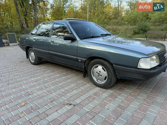 Синий Ауди 100, объемом двигателя 1.8 л и пробегом 457 тыс. км за 2499 $, фото 14 на Automoto.ua