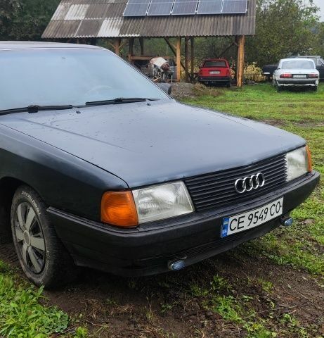 Синий Ауди 100, объемом двигателя 2.3 л и пробегом 218 тыс. км за 2350 $, фото 4 на Automoto.ua