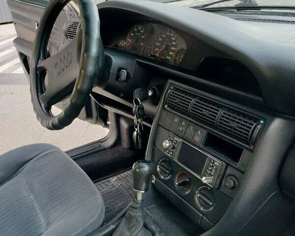Синий Ауди 100, объемом двигателя 1.98 л и пробегом 410 тыс. км за 2500 $, фото 24 на Automoto.ua