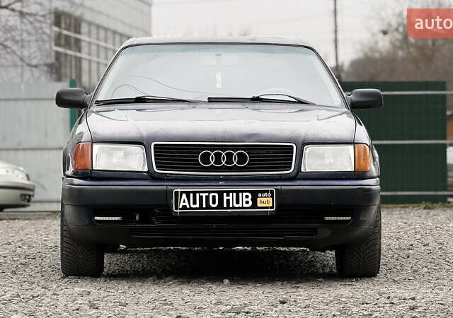 Синий Ауди 100, объемом двигателя 2 л и пробегом 247 тыс. км за 2200 $, фото 3 на Automoto.ua
