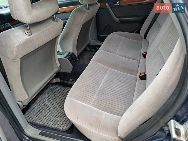Синий Ауди 100, объемом двигателя 2 л и пробегом 450 тыс. км за 2300 $, фото 5 на Automoto.ua