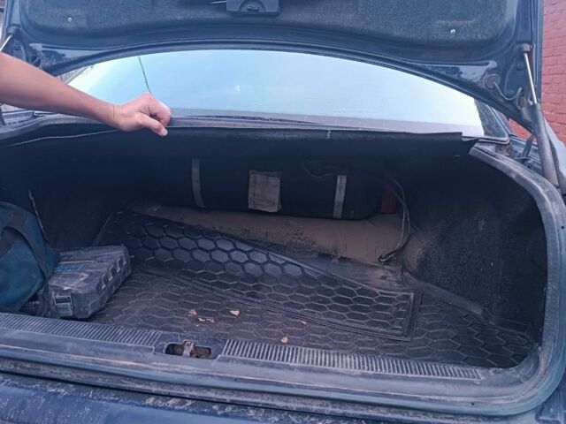 Ауди 100 1991 в Виннице на Automoto.ua Синий Ауди 100, объемом двигателя 2.3 л и пробегом 295 тыс. км за 1550 $, фото 4 на Automoto.ua