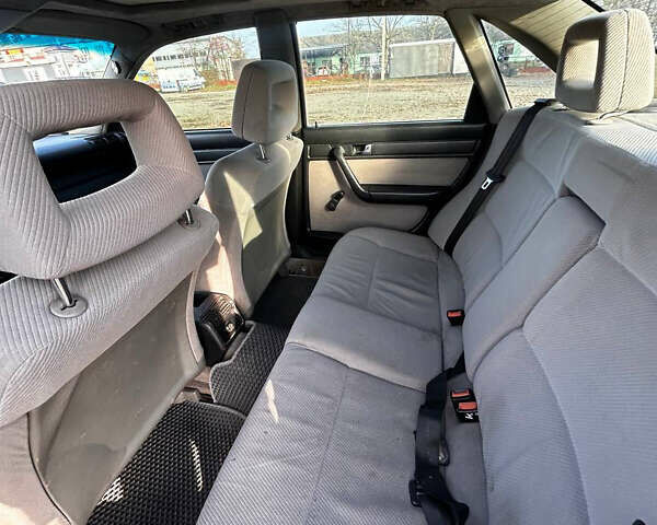 Синий Ауди 100, объемом двигателя 1.98 л и пробегом 358 тыс. км за 2499 $, фото 7 на Automoto.ua