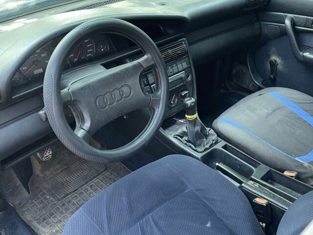 Синий Ауди 100, объемом двигателя 2.3 л и пробегом 500 тыс. км за 2200 $, фото 1 на Automoto.ua