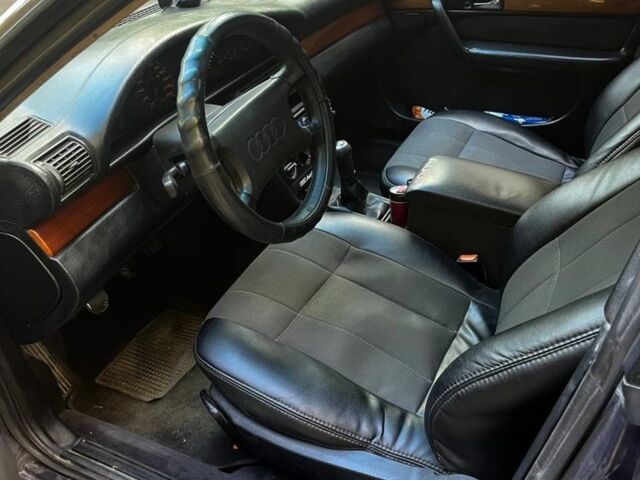 Синий Ауди 100, объемом двигателя 2 л и пробегом 330 тыс. км за 2600 $, фото 5 на Automoto.ua