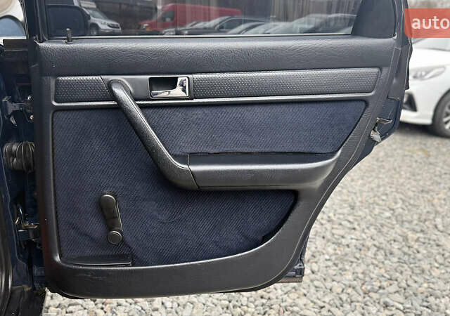 Синий Ауди 100, объемом двигателя 2 л и пробегом 247 тыс. км за 2200 $, фото 23 на Automoto.ua