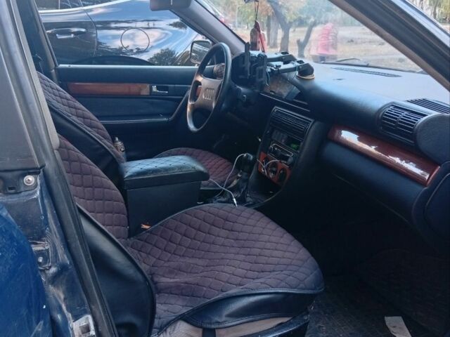 Синій Ауді 100, об'ємом двигуна 2 л та пробігом 309 тис. км за 1319 $, фото 2 на Automoto.ua