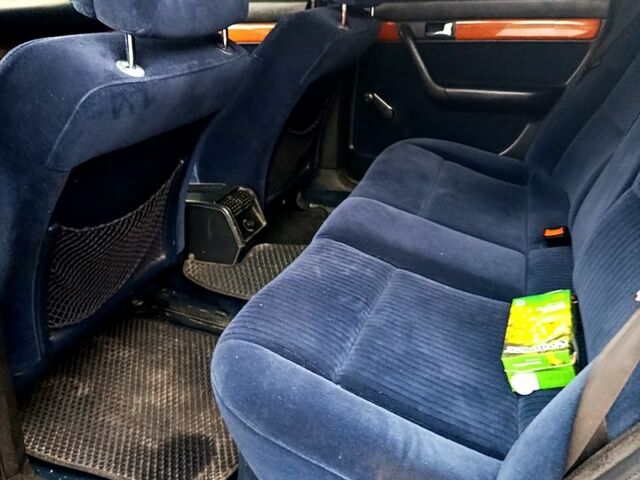 Ауди 100 1992 в Виннице на Automoto.ua Синий Ауди 100, объемом двигателя 2.8 л и пробегом 464 тыс. км за 2200 $, фото 3 на Automoto.ua