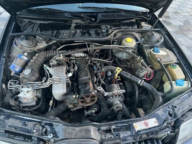 Синий Ауди 100, объемом двигателя 2 л и пробегом 320 тыс. км за 2800 $, фото 4 на Automoto.ua