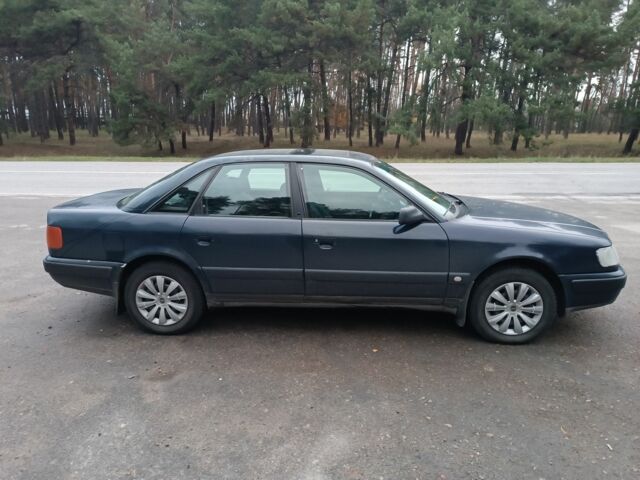 Синий Ауди 100, объемом двигателя 2.5 л и пробегом 369 тыс. км за 2800 $, фото 1 на Automoto.ua