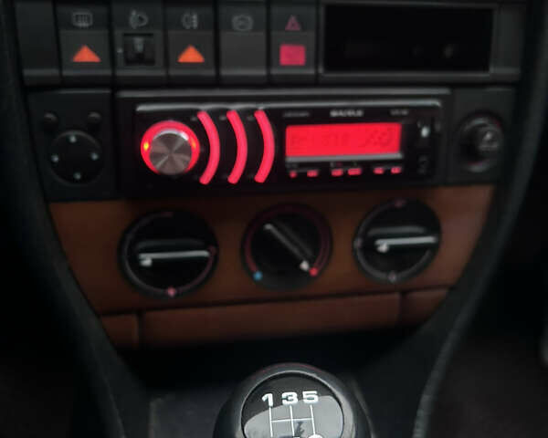 Синий Ауди 100, объемом двигателя 2.8 л и пробегом 372 тыс. км за 2850 $, фото 12 на Automoto.ua