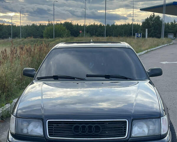 Синий Ауди 100, объемом двигателя 2.6 л и пробегом 440 тыс. км за 3500 $, фото 6 на Automoto.ua