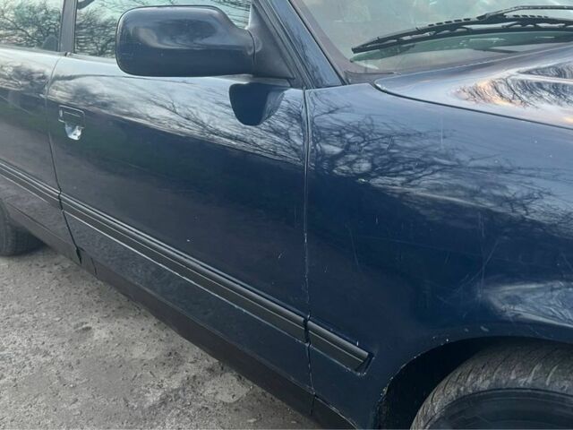 Синий Ауди 100, объемом двигателя 2.8 л и пробегом 258 тыс. км за 2500 $, фото 1 на Automoto.ua