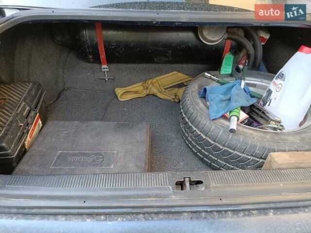 Синий Ауди 100, объемом двигателя 2.3 л и пробегом 400 тыс. км за 2900 $, фото 14 на Automoto.ua