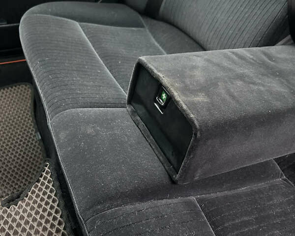 Синий Ауди 100, объемом двигателя 2.8 л и пробегом 372 тыс. км за 2850 $, фото 16 на Automoto.ua