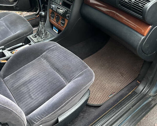 Синий Ауди 100, объемом двигателя 2.8 л и пробегом 372 тыс. км за 2850 $, фото 14 на Automoto.ua