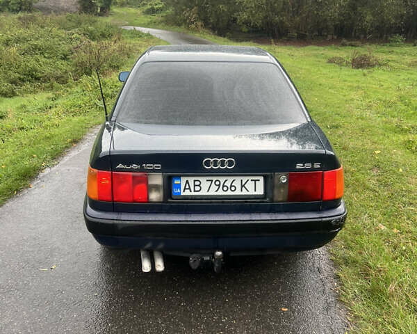 Синий Ауди 100, объемом двигателя 2.8 л и пробегом 300 тыс. км за 2450 $, фото 4 на Automoto.ua