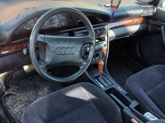 Синий Ауди 100, объемом двигателя 2.6 л и пробегом 190 тыс. км за 1800 $, фото 6 на Automoto.ua