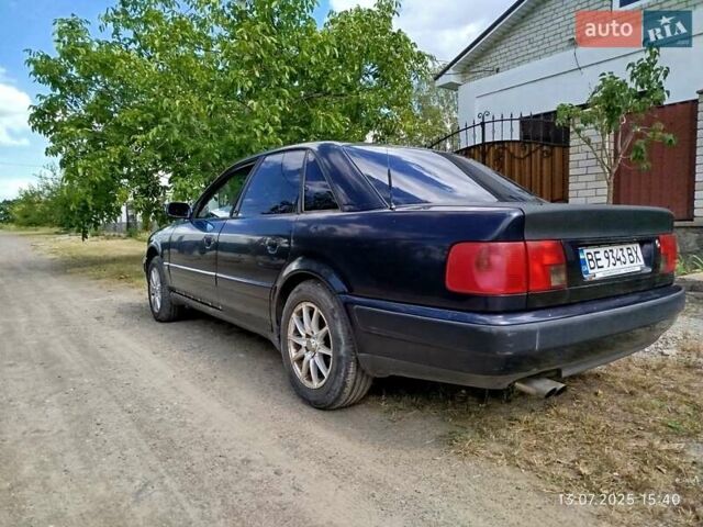 Синий Ауди 100, объемом двигателя 2.6 л и пробегом 353 тыс. км за 3200 $, фото 5 на Automoto.ua