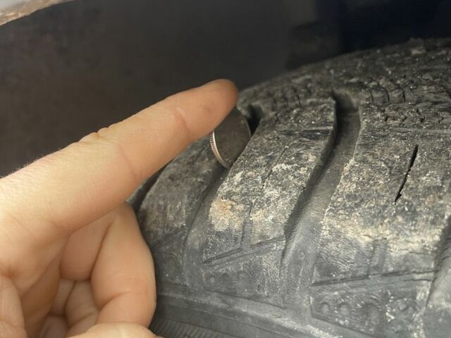 Синий Ауди 100, объемом двигателя 2.6 л и пробегом 276 тыс. км за 2200 $, фото 9 на Automoto.ua