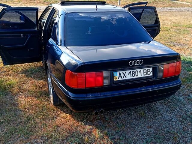 Синий Ауди 100, объемом двигателя 2.6 л и пробегом 246 тыс. км за 2900 $, фото 1 на Automoto.ua