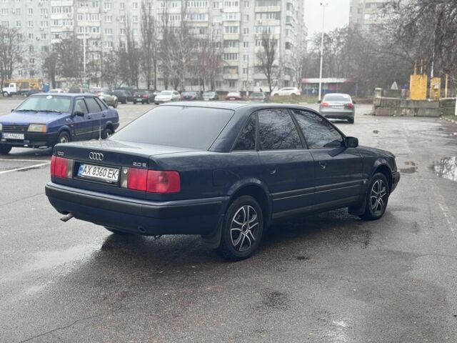 Синий Ауди 100, объемом двигателя 2 л и пробегом 264 тыс. км за 2500 $, фото 4 на Automoto.ua