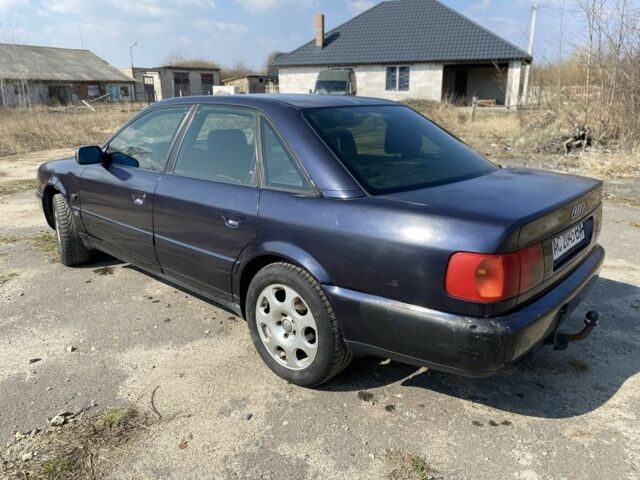 Синий Ауди 100, объемом двигателя 2.6 л и пробегом 400 тыс. км за 999 $, фото 1 на Automoto.ua
