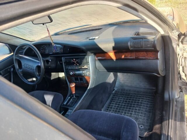 Синий Ауди 100, объемом двигателя 2.6 л и пробегом 190 тыс. км за 1800 $, фото 5 на Automoto.ua