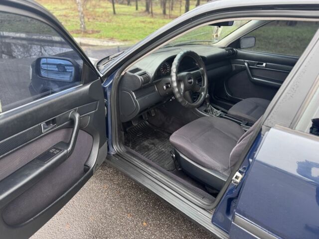 Синий Ауди 100, объемом двигателя 2 л и пробегом 264 тыс. км за 2500 $, фото 7 на Automoto.ua