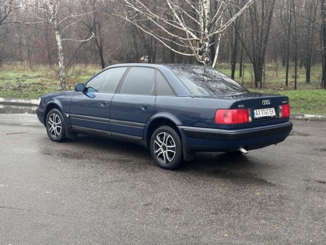 Синий Ауди 100, объемом двигателя 2 л и пробегом 264 тыс. км за 2500 $, фото 3 на Automoto.ua