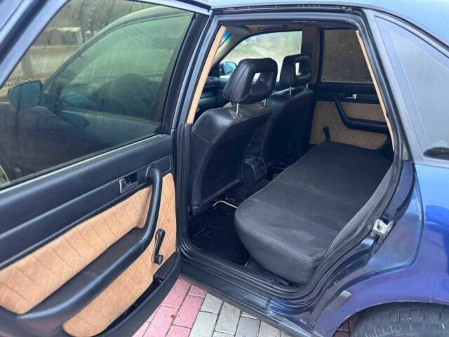 Синий Ауди 100, объемом двигателя 2.6 л и пробегом 250 тыс. км за 1999 $, фото 10 на Automoto.ua