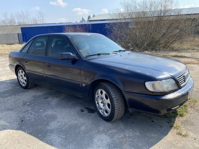 Синий Ауди 100, объемом двигателя 2.6 л и пробегом 400 тыс. км за 999 $, фото 3 на Automoto.ua