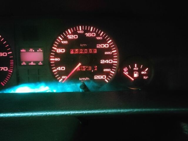 Синий Ауди 100, объемом двигателя 2.8 л и пробегом 445 тыс. км за 3600 $, фото 4 на Automoto.ua