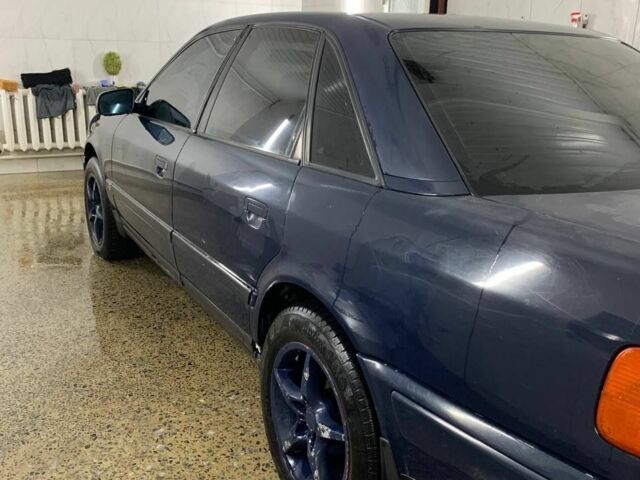 Синій Ауді 100, об'ємом двигуна 2.3 л та пробігом 600 тис. км за 2750 $, фото 2 на Automoto.ua