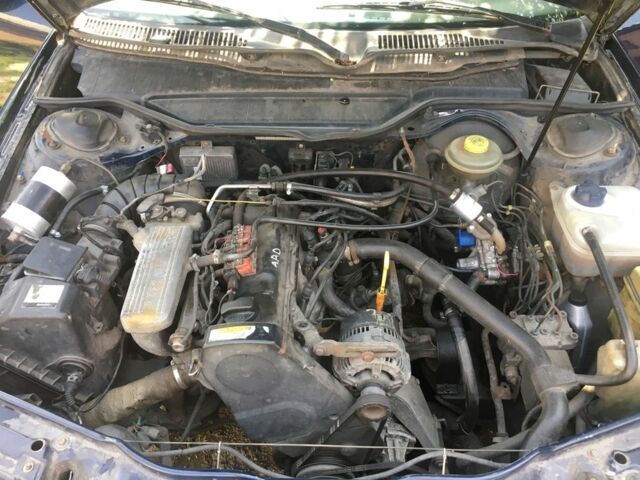 Синий Ауди 100, объемом двигателя 2 л и пробегом 900 тыс. км за 2000 $, фото 11 на Automoto.ua