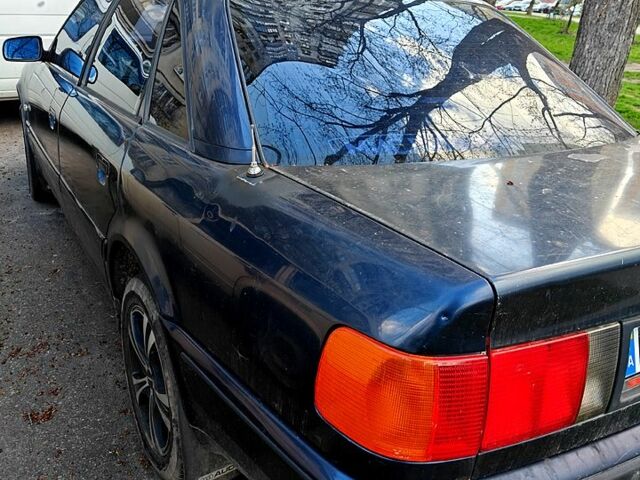 Синий Ауди 100, объемом двигателя 2.6 л и пробегом 0 тыс. км за 2000 $, фото 2 на Automoto.ua