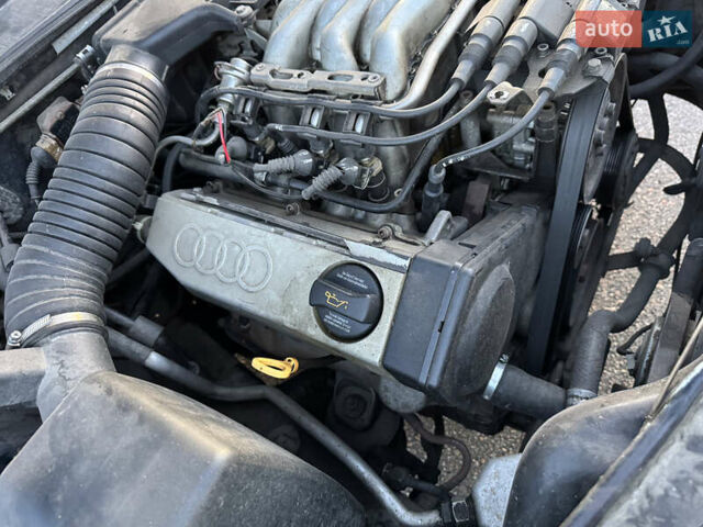 Синий Ауди 100, объемом двигателя 2.6 л и пробегом 356 тыс. км за 3300 $, фото 28 на Automoto.ua