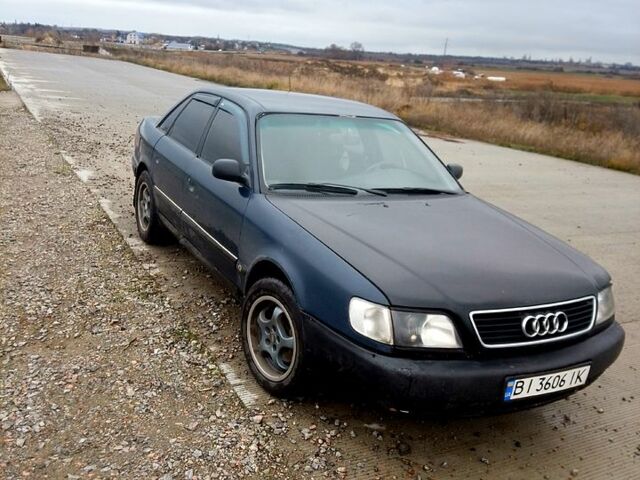 Синий Ауди 100, объемом двигателя 2.6 л и пробегом 350 тыс. км за 1900 $, фото 2 на Automoto.ua
