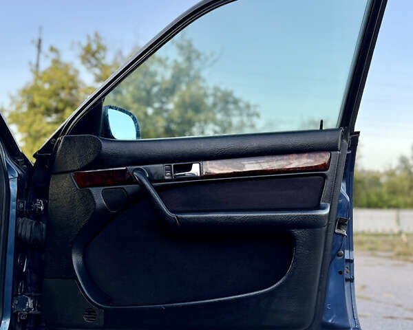 Синий Ауди 100, объемом двигателя 2.6 л и пробегом 356 тыс. км за 3300 $, фото 22 на Automoto.ua