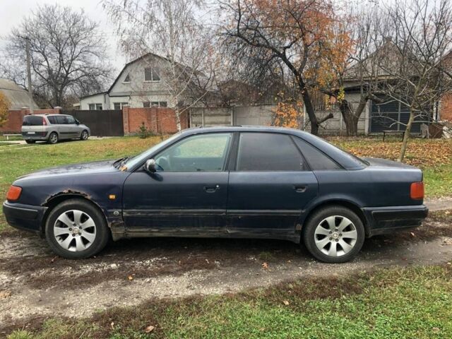 Синий Ауди 100, объемом двигателя 2.3 л и пробегом 300 тыс. км за 1070 $, фото 1 на Automoto.ua