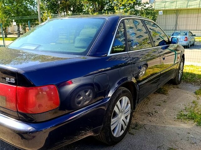Синий Ауди 100, объемом двигателя 2.6 л и пробегом 314 тыс. км за 4000 $, фото 1 на Automoto.ua