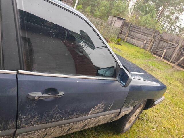 Синий Ауди 100, объемом двигателя 2.3 л и пробегом 1000 тыс. км за 1181 $, фото 3 на Automoto.ua