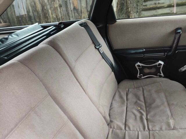 Синий Ауди 100, объемом двигателя 2.3 л и пробегом 1000 тыс. км за 1181 $, фото 4 на Automoto.ua