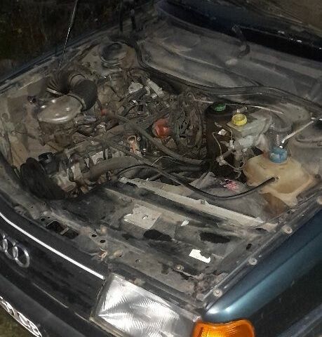 Синий Ауди 100, объемом двигателя 2.3 л и пробегом 400 тыс. км за 1100 $, фото 2 на Automoto.ua