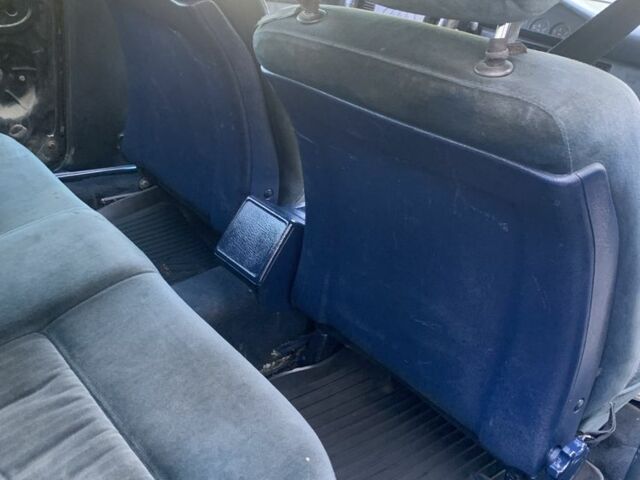 Синий Ауди 100, объемом двигателя 2.3 л и пробегом 358 тыс. км за 700 $, фото 12 на Automoto.ua