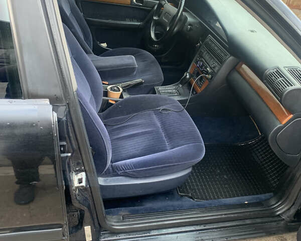 Синий Ауди 100, объемом двигателя 2.8 л и пробегом 224 тыс. км за 3500 $, фото 7 на Automoto.ua