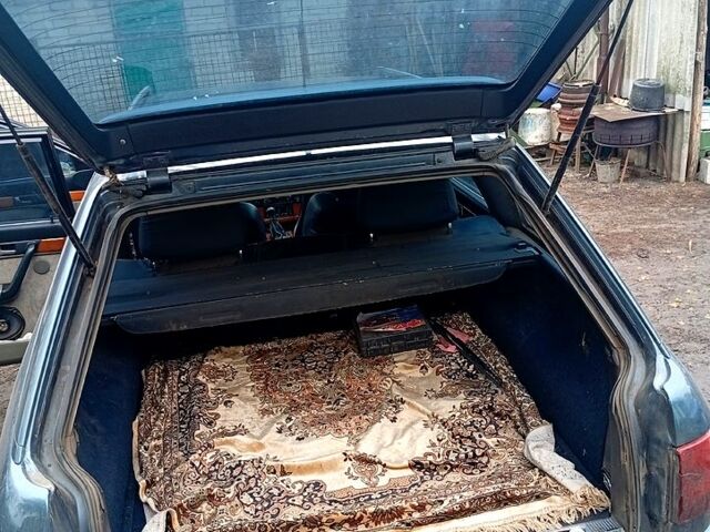 Синий Ауди 100, объемом двигателя 2.8 л и пробегом 360 тыс. км за 2900 $, фото 7 на Automoto.ua