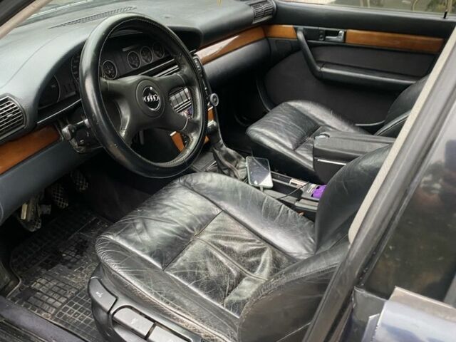 Синий Ауди 100, объемом двигателя 2 л и пробегом 200 тыс. км за 2800 $, фото 6 на Automoto.ua